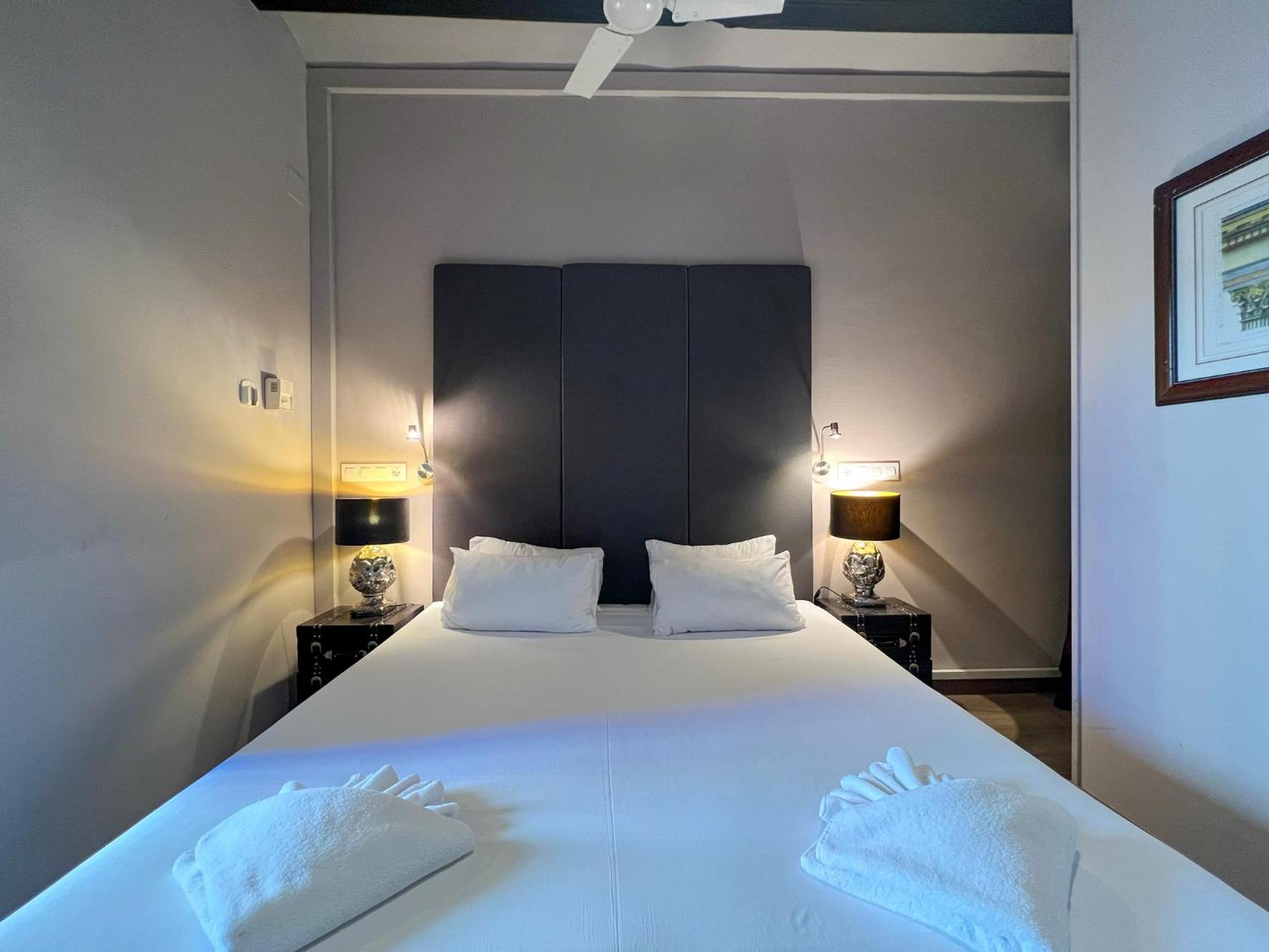 Stay U-Nique Apartments Est Barcelona Zewnętrze zdjęcie
