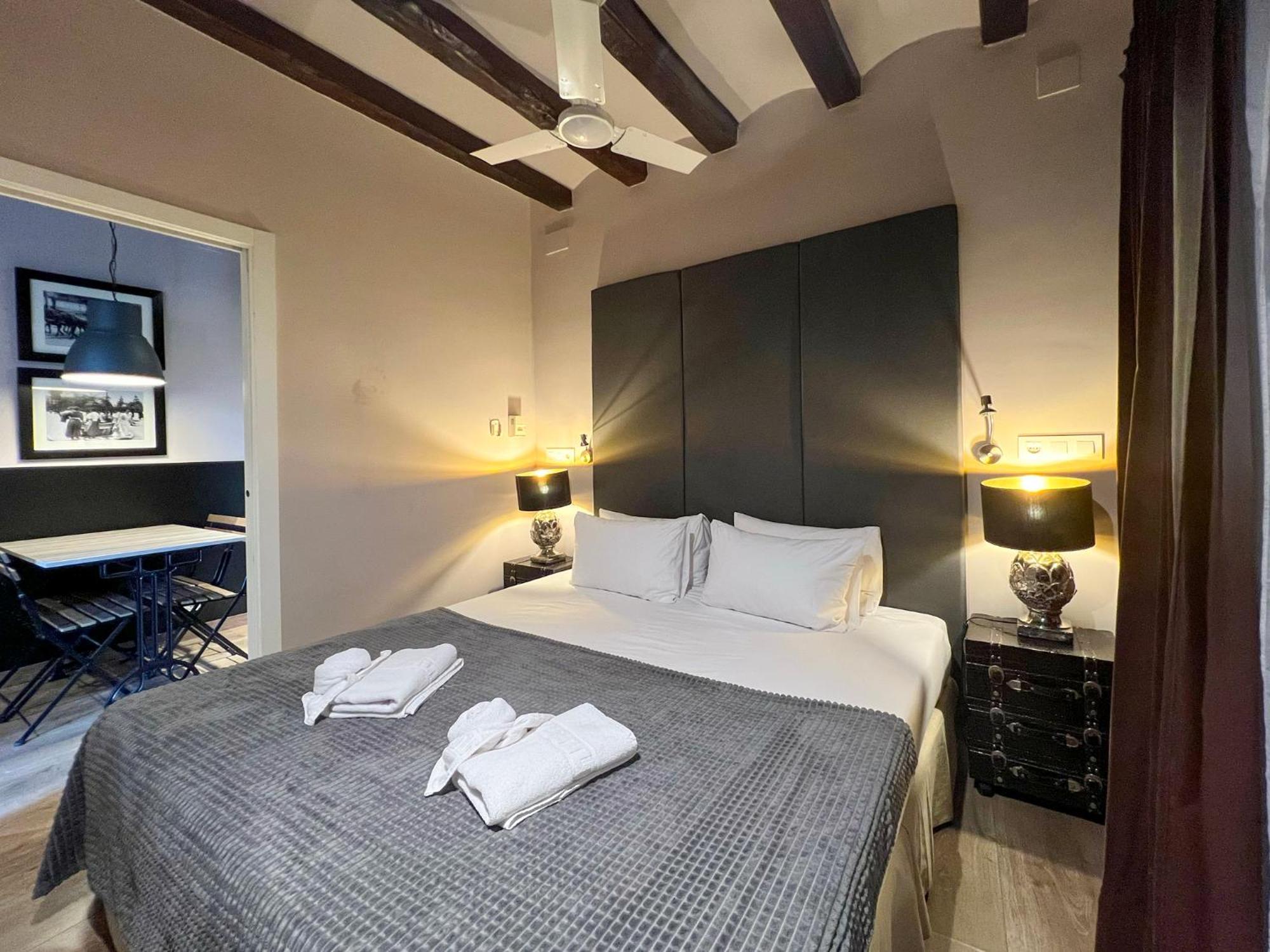 Stay U-Nique Apartments Est Barcelona Zewnętrze zdjęcie