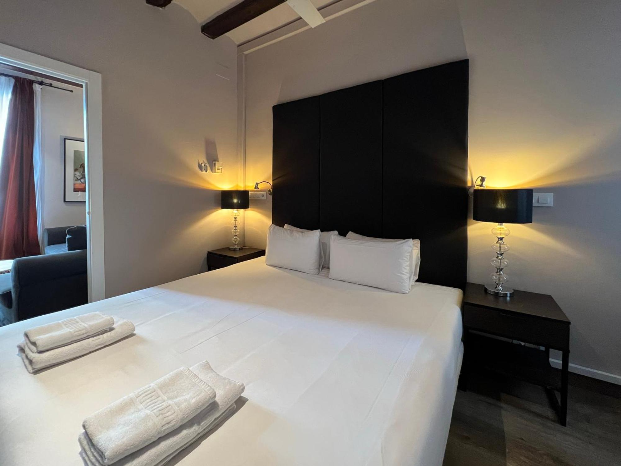Stay U-Nique Apartments Est Barcelona Zewnętrze zdjęcie